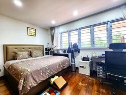 Blk 317 Serangoon Avenue 2 (Serangoon), HDB Executive #522457351